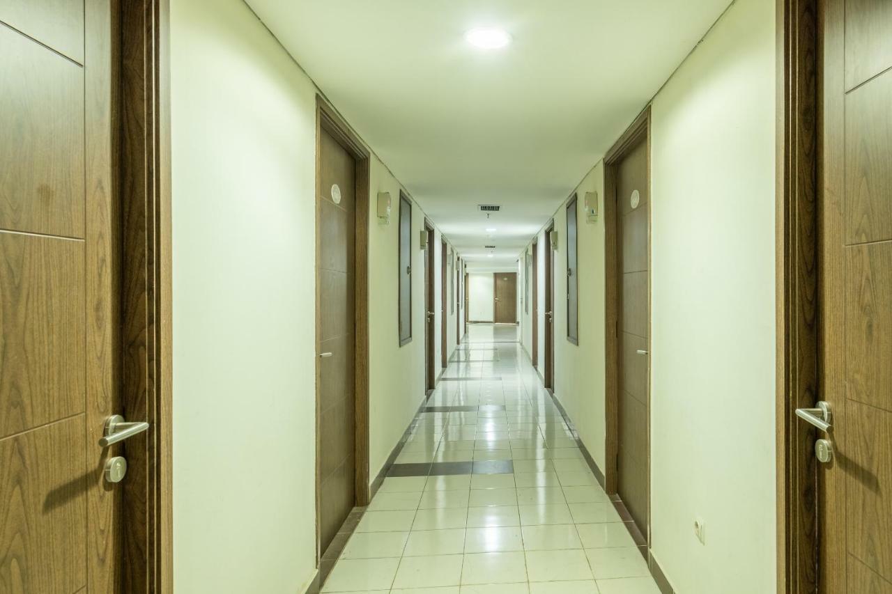 Vaccinated Staff - Oyo 1405 Easton Park Residence Cileunyi Ngoại thất bức ảnh